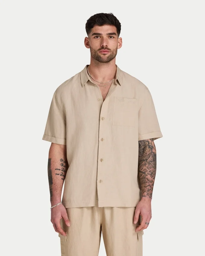 Chemise en lin à manches courtes pour homme en shorts Chemise en lin à manches courtes pour homme en shorts