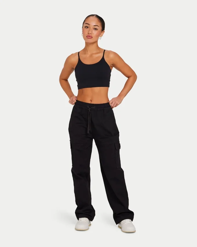 Crop top incontournable pour femme – noir Crop top incontournable pour femme – noir