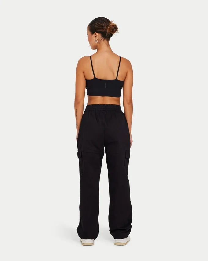 Crop top incontournable pour femme – noir Crop top incontournable pour femme – noir