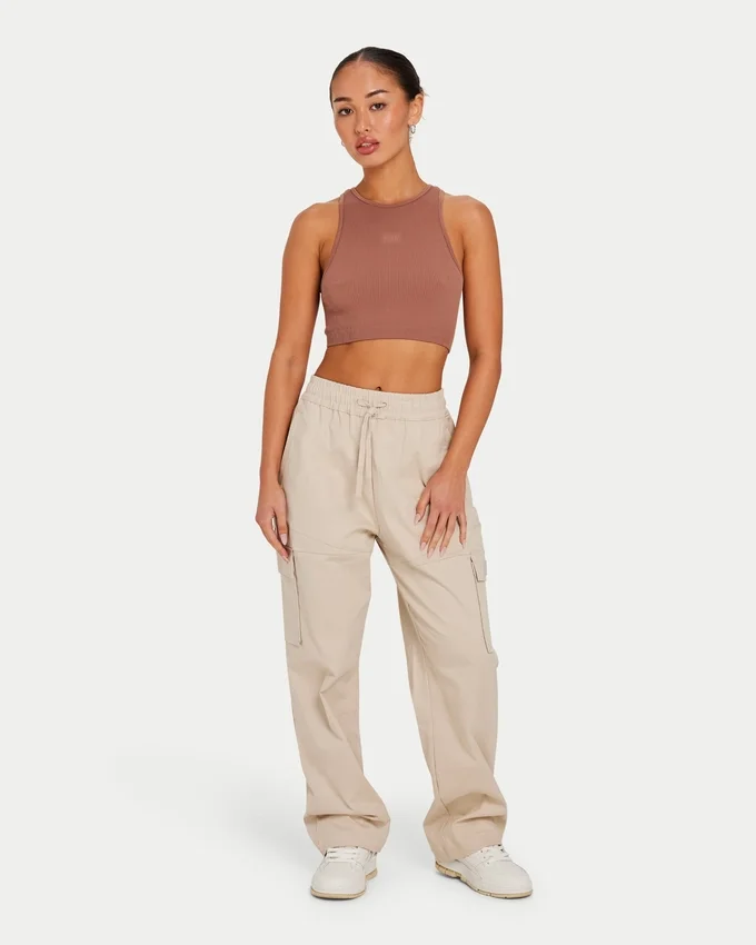 Crop top Racer Base pour femme – marron gland Crop top Racer Base pour femme – marron gland