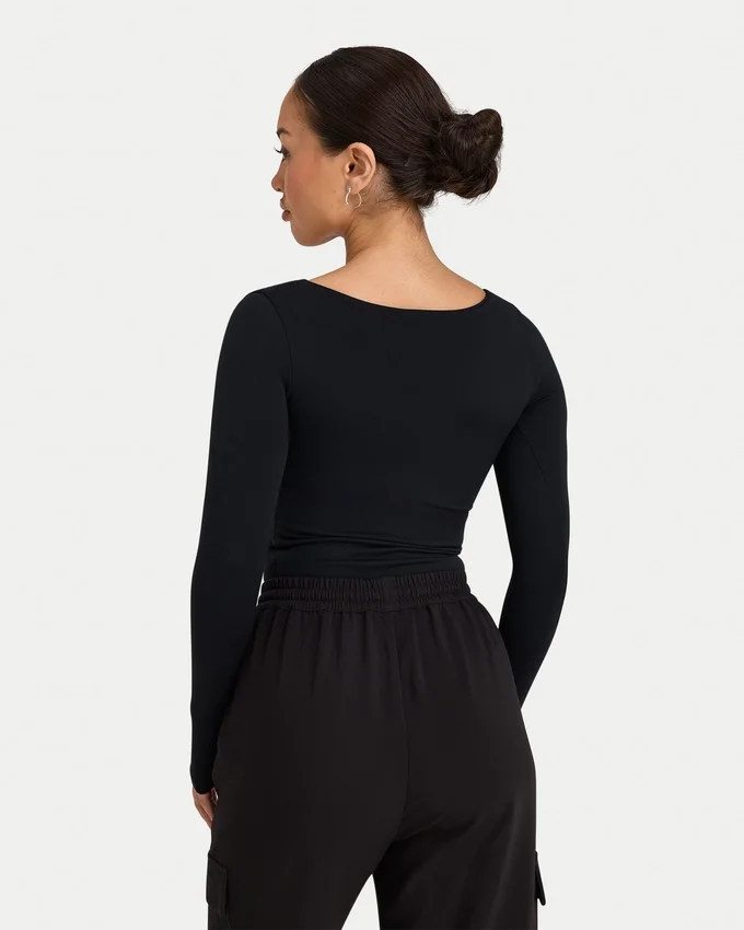 Haut à manches longues polyvalent pour femme – noir Haut à manches longues polyvalent pour femme – noir