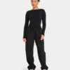 Haut à manches longues polyvalent pour femme – noir Haut à manches longues polyvalent pour femme – noir