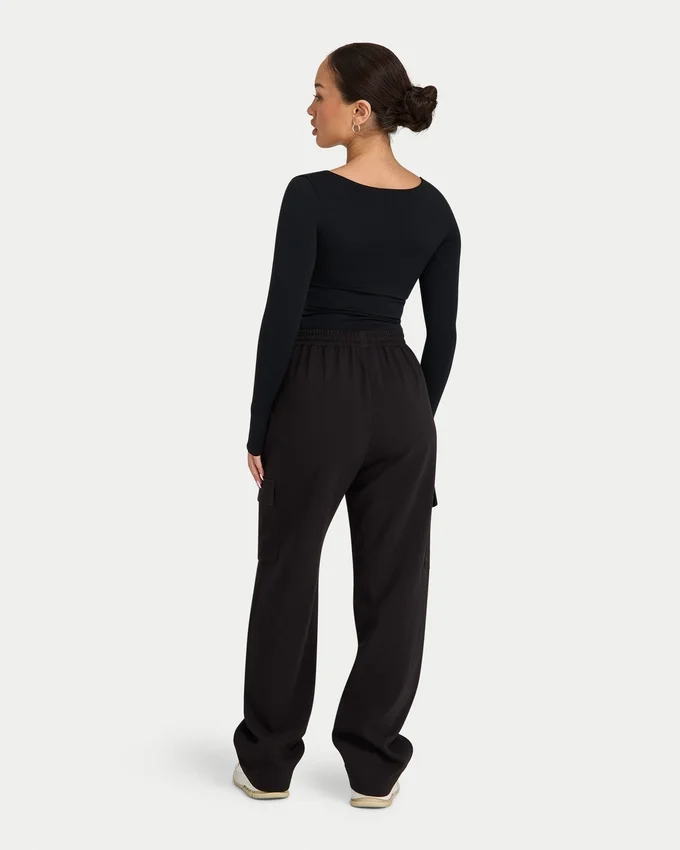Haut à manches longues polyvalent pour femme – noir Haut à manches longues polyvalent pour femme – noir