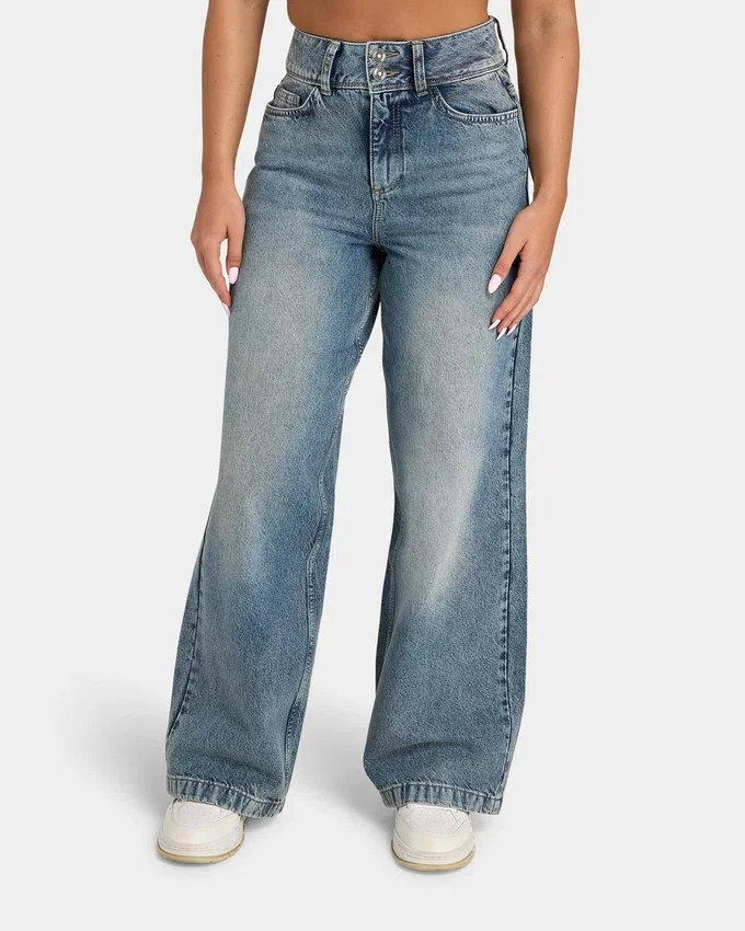 Jean en denim à jambes larges pour femme – délavage moyen Jean en denim à jambes larges pour femme – délavage moyen