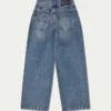 Jean en denim à jambes larges pour femme – délavage moyen Jean en denim à jambes larges pour femme – délavage moyen