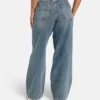 Jean en denim à jambes larges pour femme – délavage moyen Jean en denim à jambes larges pour femme – délavage moyen