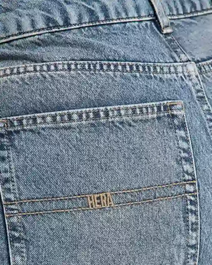 Jean « mom » pour femme – délavage moyen Jean « mom » pour femme – délavage moyen