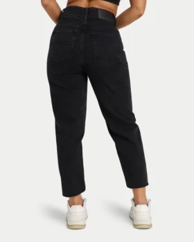 Jean « mom » pour femme – noir délavé