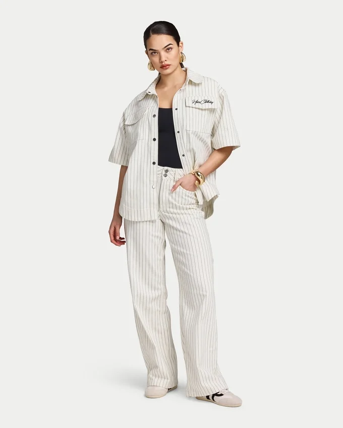 Chemise en denim à manches courtes pour femme Chemise en denim à manches courtes pour femme