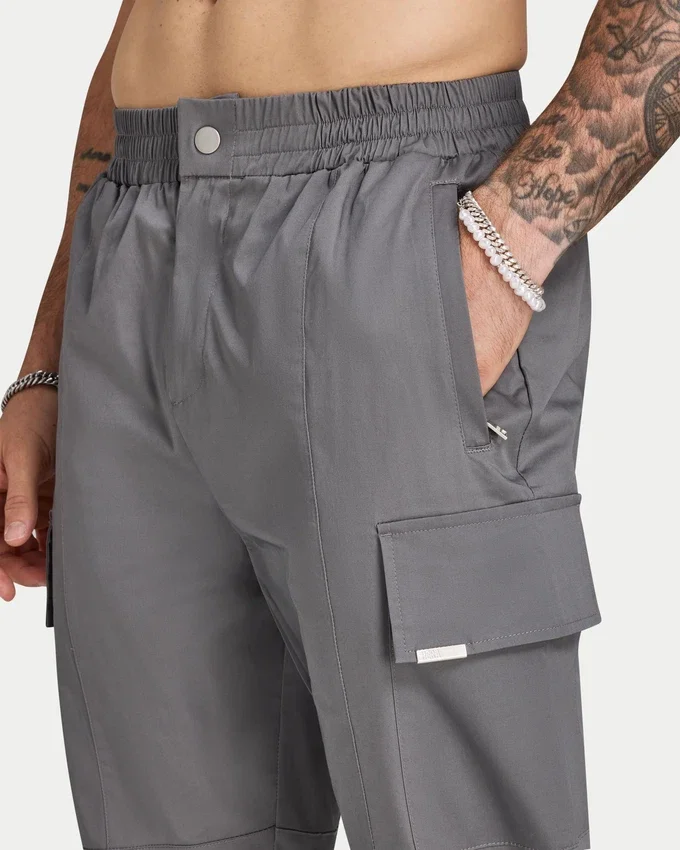 Pantalon cargo utilitaire fuselé pour homme Pantalon cargo utilitaire fuselé pour homme