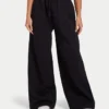 Pantalon de jogging à jambes larges pour femme « Collective » – noir Pantalon de jogging à jambes larges pour femme « Collective » – noir