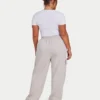 Pantalons cargo pour femme | Pantalon cargo Studio – Stone Pantalons cargo pour femme | Pantalon cargo Studio – Stone