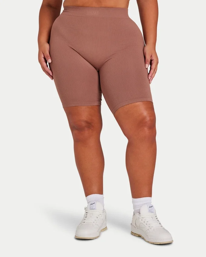 Shorts de base pour femme – Acorn Brown Shorts de base pour femme – Acorn Brown