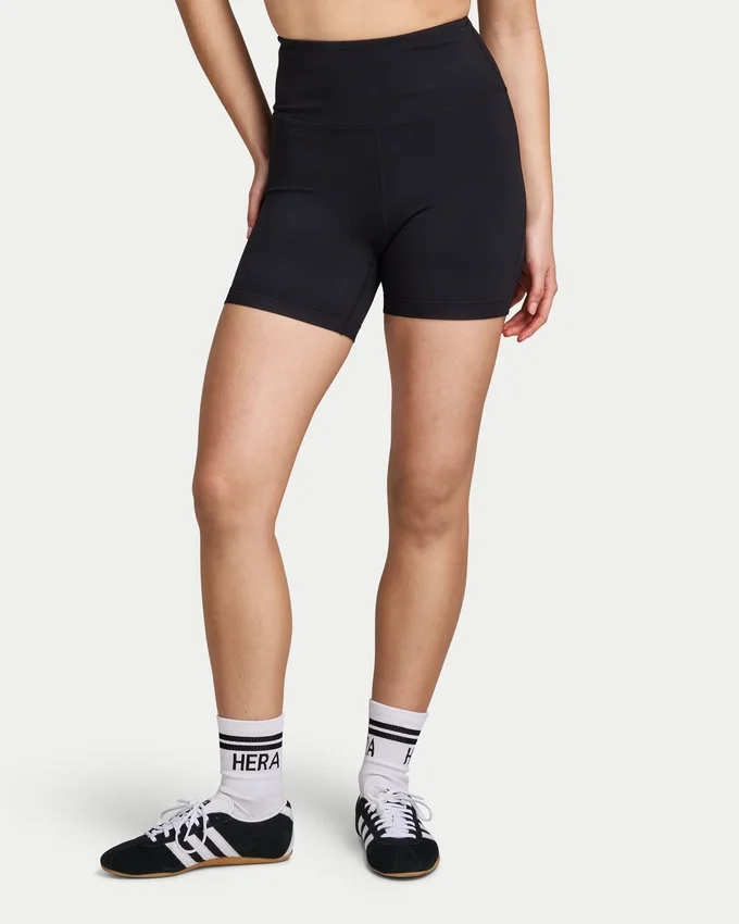 Shorts essentiel pour femme Shorts essentiel pour femme