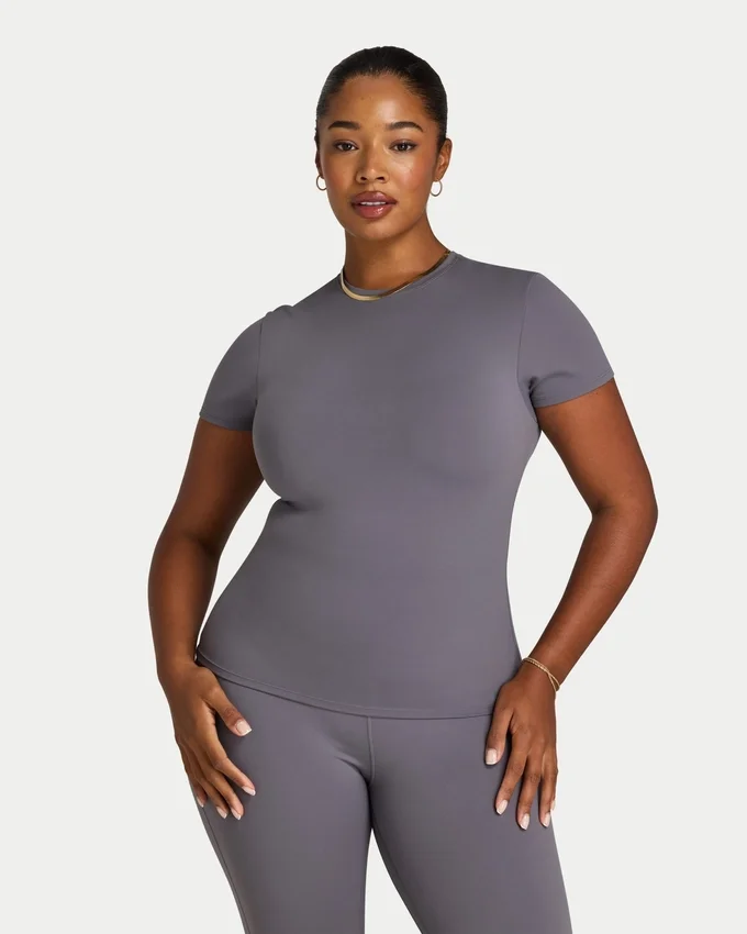 T-shirt Essential pour femme T-shirt Essential pour femme