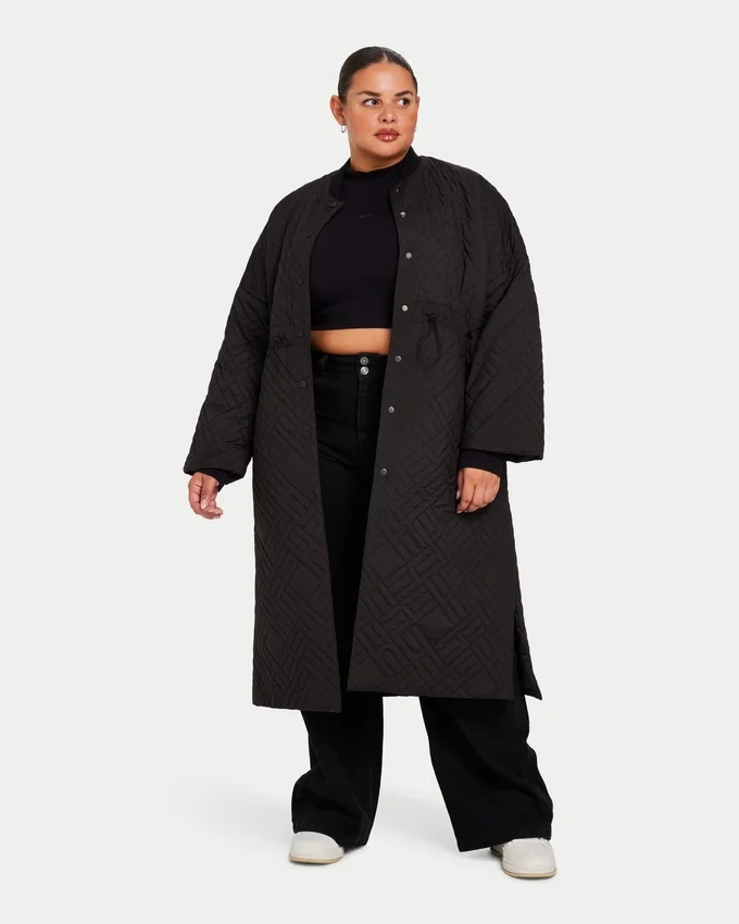 Veste longue pour femme – noire Veste longue pour femme – noire